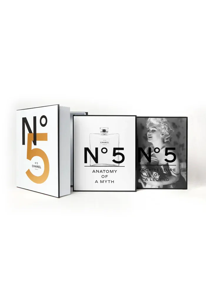 Livre Chanel N 5 – Image 2