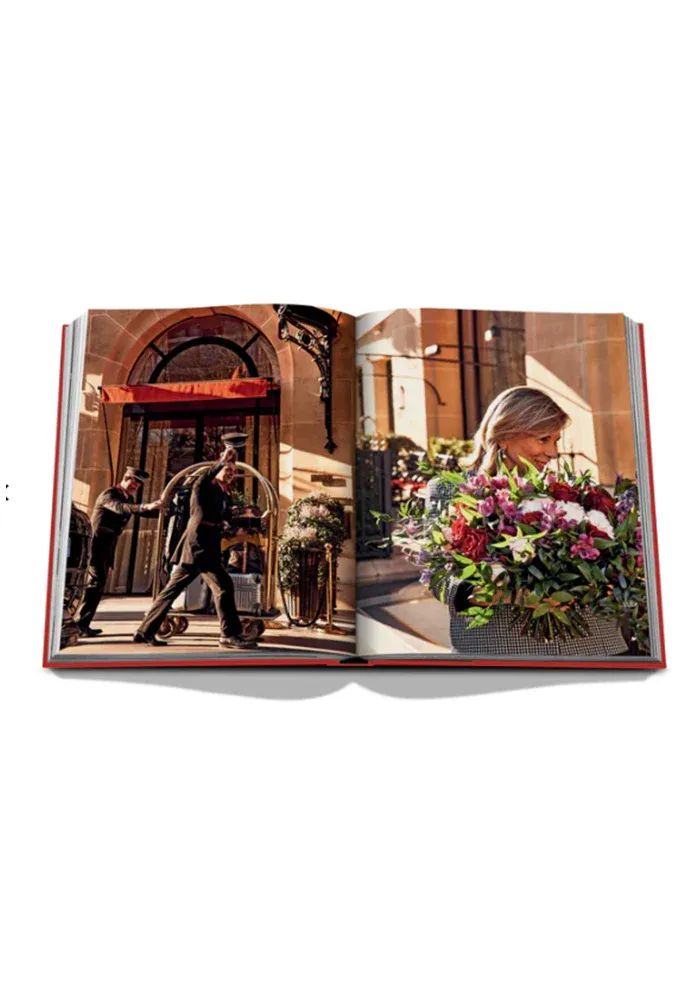 Livre Plaza Athénée – Image 2