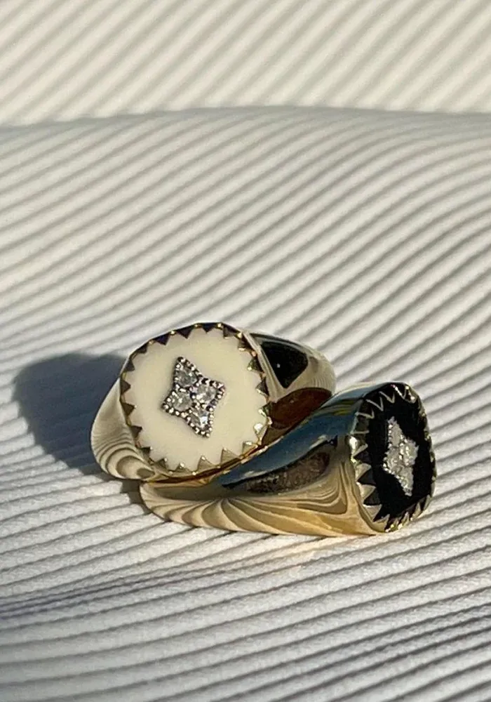 Bague Chevalière Pierrot Noire – Image 3